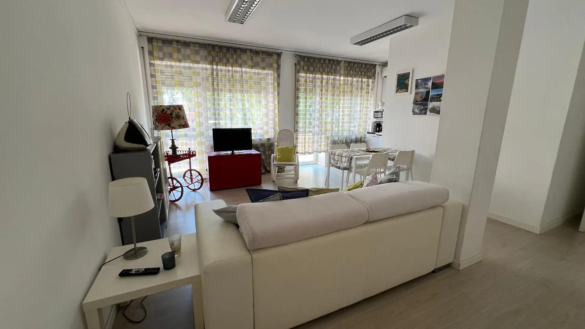 Terrace Apartment Venice - White